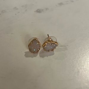 Kendra Scott studs